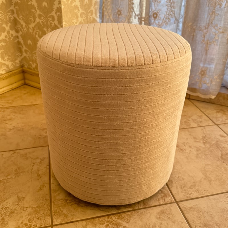 М’який високий круглий пуф  № 13