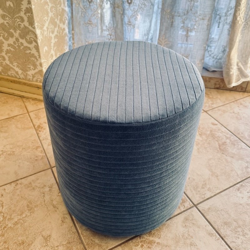 М’який високий круглий пуф  № 16
